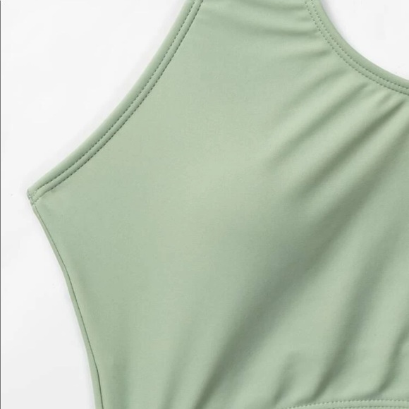 Shein Floral One Piece - Size Large - Picture 5 of 7